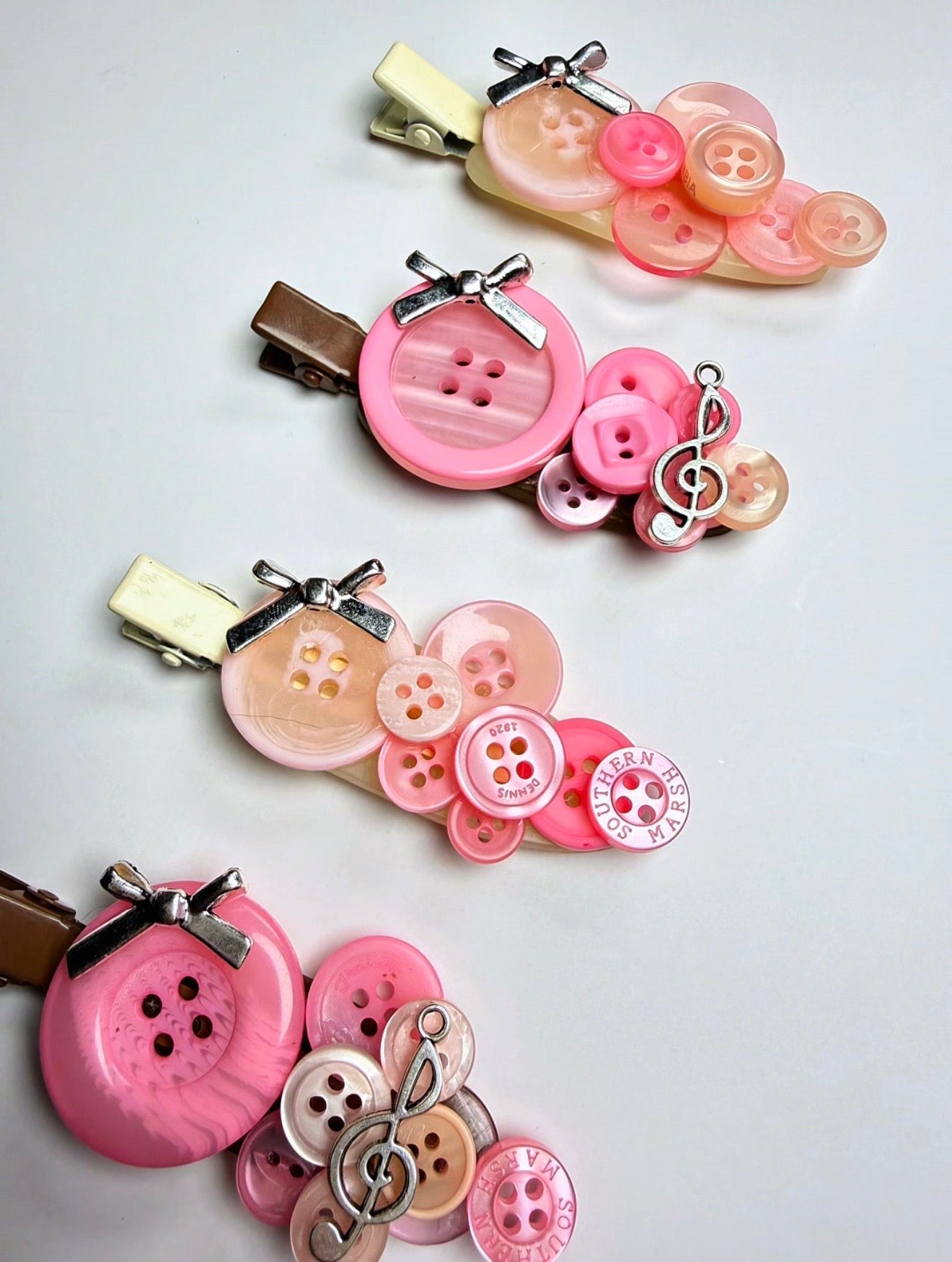 button hair clips